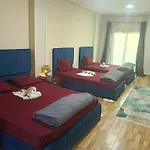 Pyramid Stars Inn