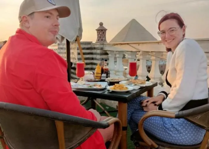 Pyramid Stars Inn