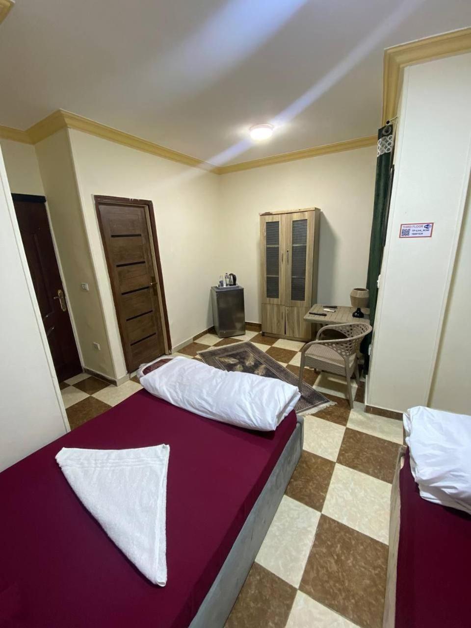 Pyramid Stars Hotel *
