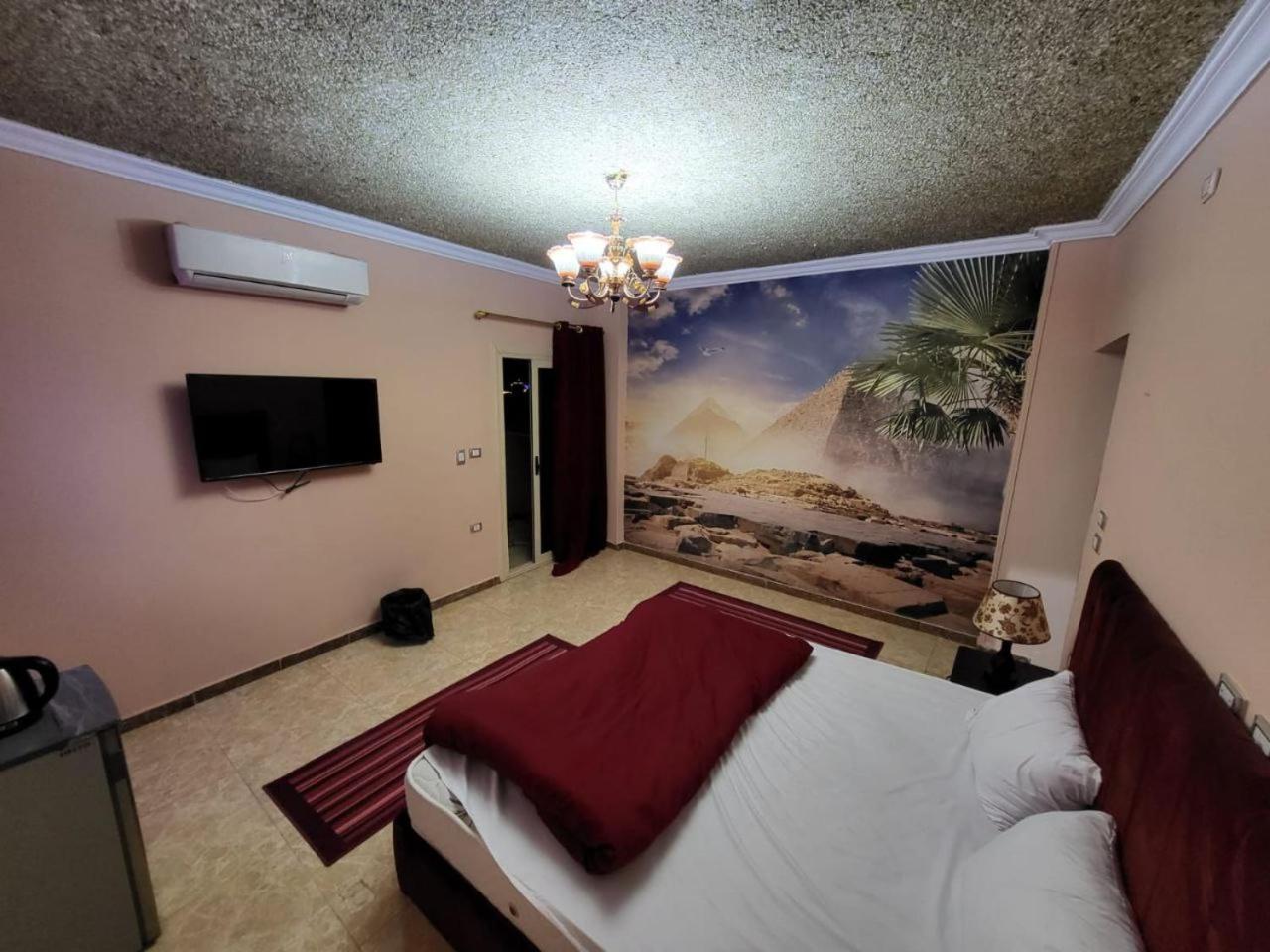 Pyramid Stars Hotel *